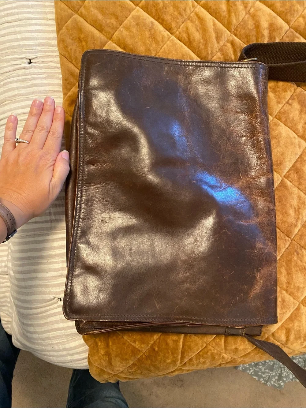 Men's Brown Leather Crossbody Shoulder Bag